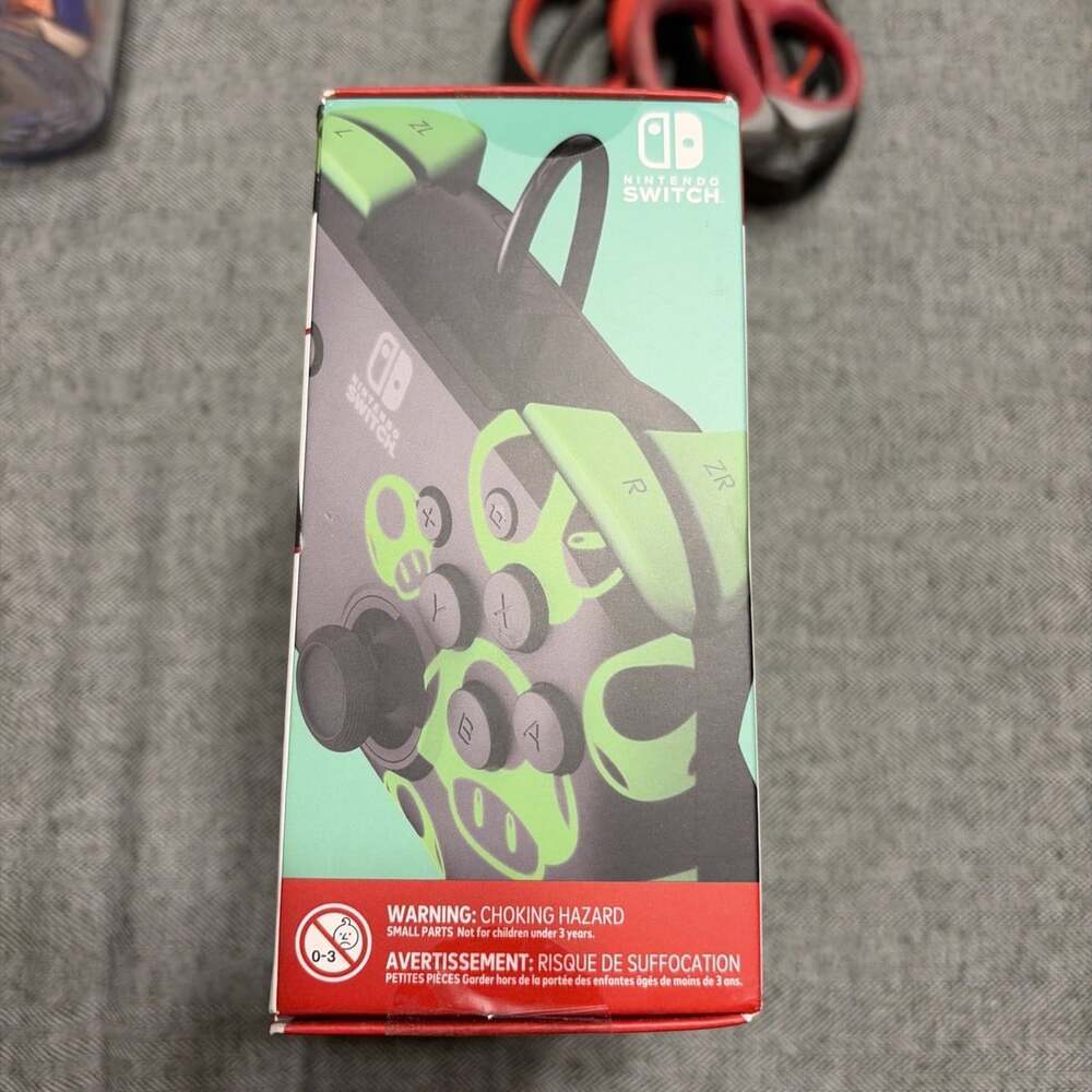 PDP REMATCH Glow Wired Controller - Nintendo Switch™ - Picture 4 of 4